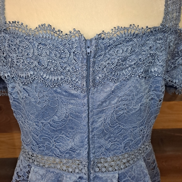 Francesca's lace off shoulder dress - Picture 8 of 12